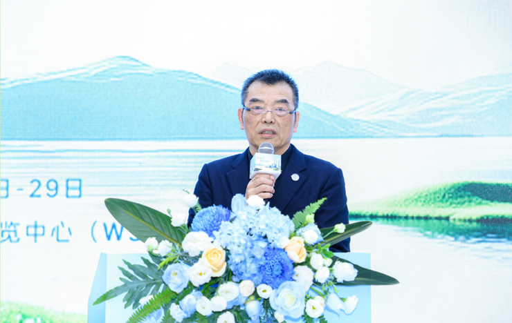 AI智启建筑新生！美的楼宇科技闪耀2025中国国际制冷展(图3)