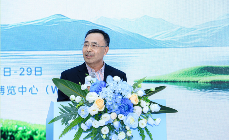 AI智启建筑新生！美的楼宇科技闪耀2025中国国际制冷展(图4)