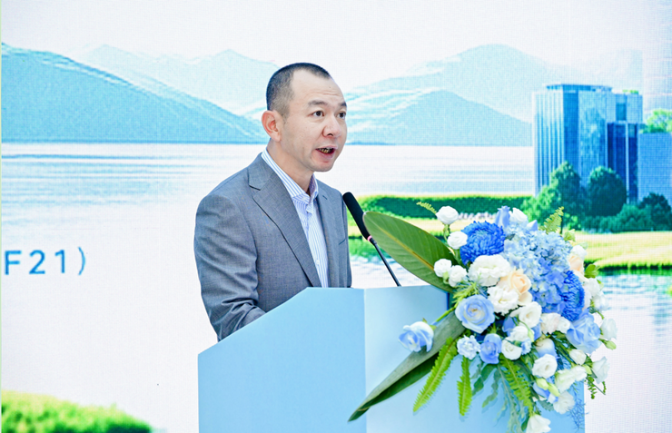 AI智启建筑新生！美的楼宇科技闪耀2025中国国际制冷展(图10)