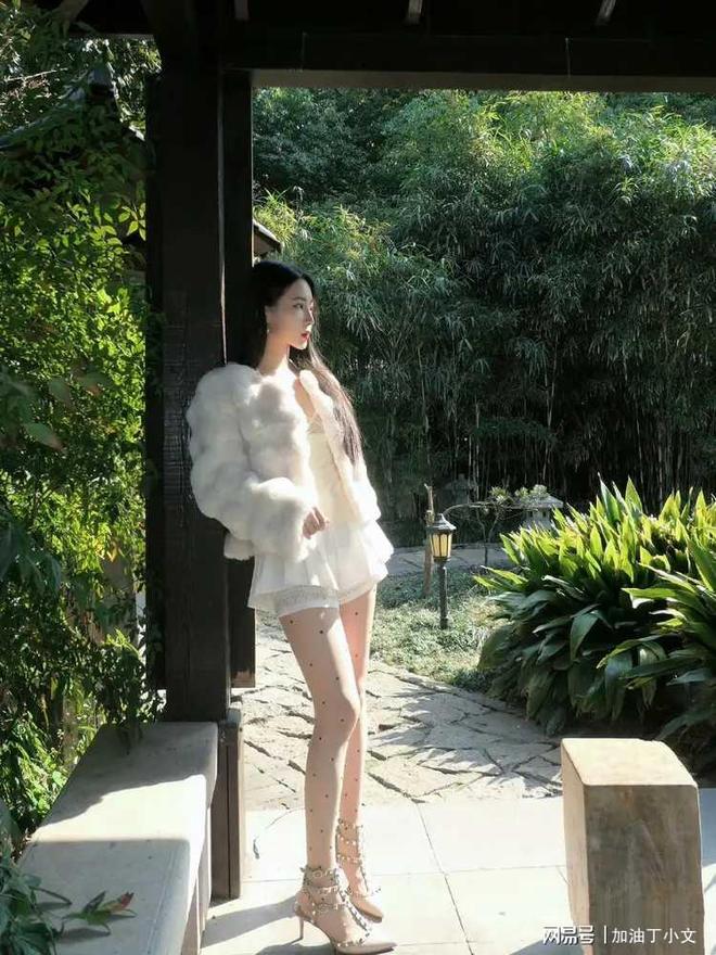 为什么不选择留在农村生活自给自足每天花销够用就好(图3)