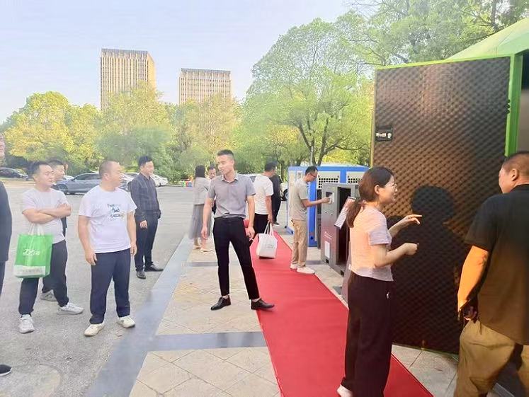 信然空压机在博顿温德姆酒店举办“全球首发”及“信然之夜”活动(图3)