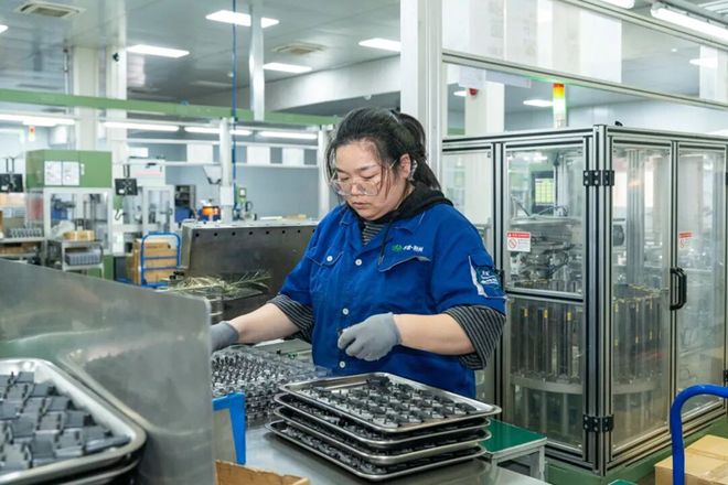 新质生产力调研｜长虹华意——从“三无企业”逆袭为全球隐形冠军(图4)