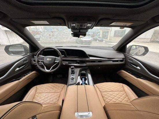 25款凯迪拉克凯雷德柴油版汽油版最低多少钱最低110万全国可分期(图4)