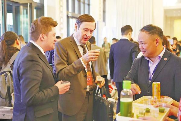 50多个国家和地区嘉宾在鄂寻找确定性(图2)